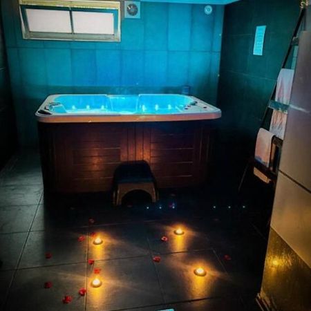Chambre Prive Chez Chris Villers-Semeuse Zewnętrze zdjęcie